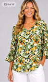 Zoe V Neck 3/4 Sleeve Top in Green