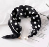 Satin Scarf With Pearl Magnetic Closure PERLE-71 Black