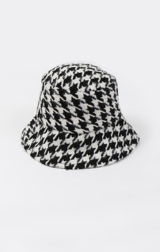 McKenzie Houndstooth Bucket Hat - Black and White