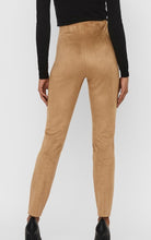 Load image into Gallery viewer, Dinna Faux Suede Leggings Tigers Eye